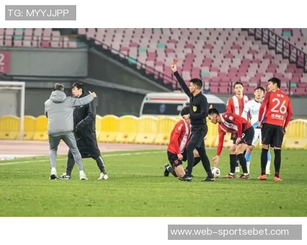 斯文登违规派遣停赛和未报名球员出场或将面临英足总禁赛处罚